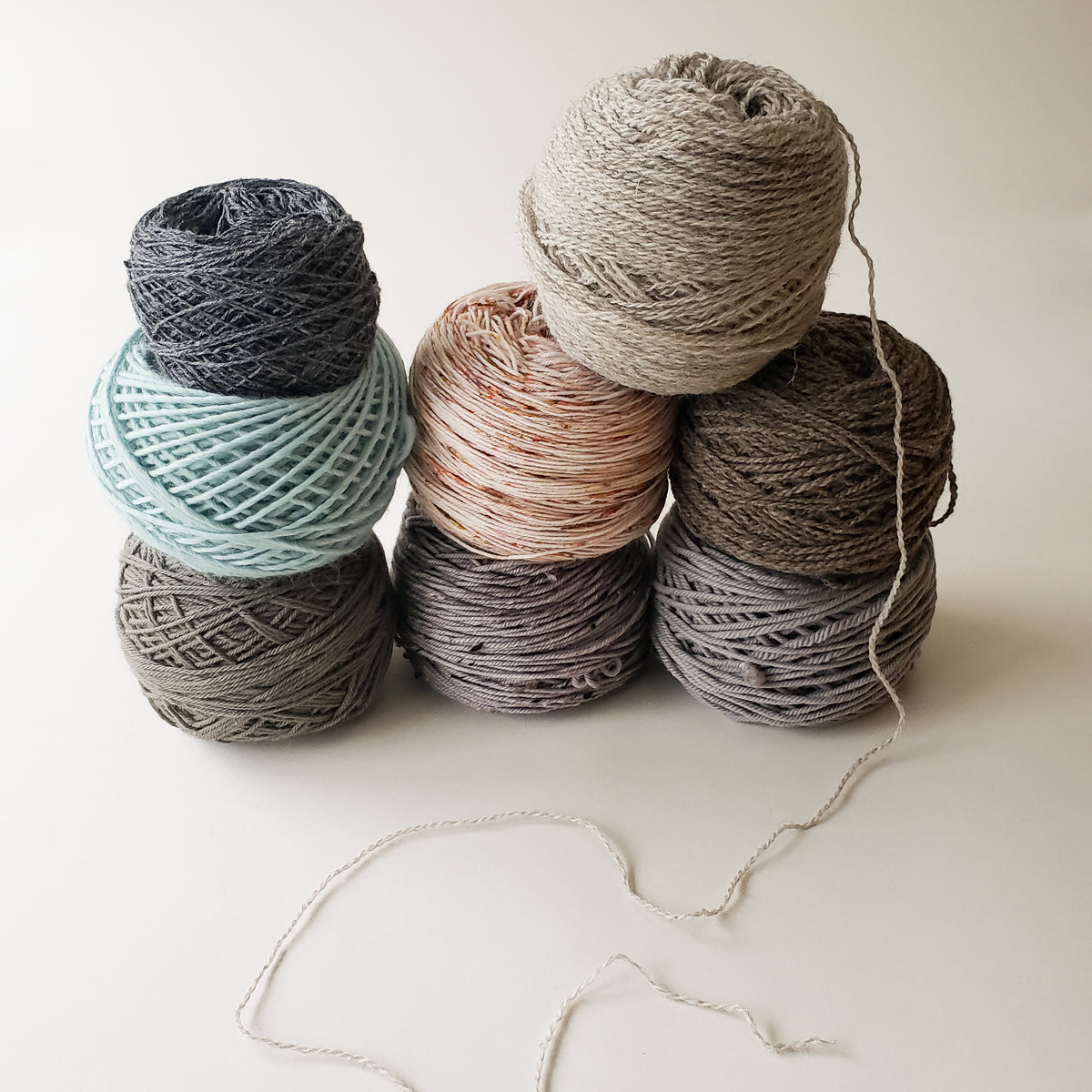 Light Tan Textured Fingering/sock Yarn Spool Knitting Crochet Huge Spool of  Yarn 