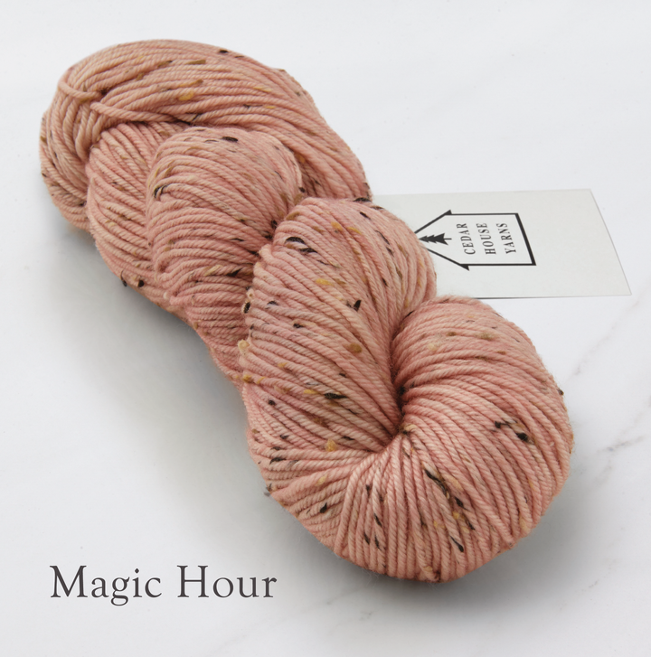 Irish Yearling DK (85% superwash merino, 15% NEP)