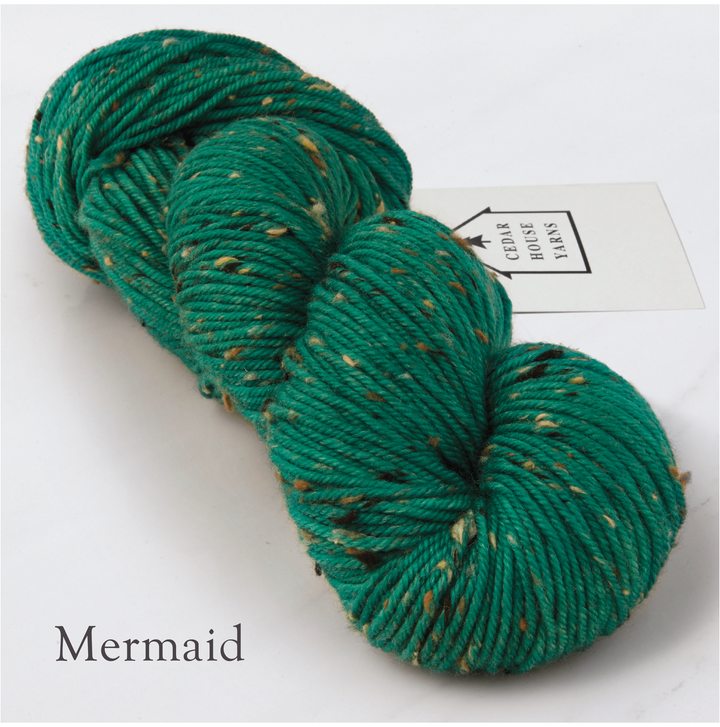 Irish Yearling DK (85% superwash merino, 15% NEP)